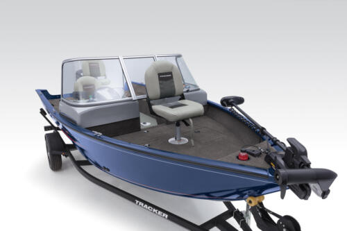 Elevated bow & aft fishing decks